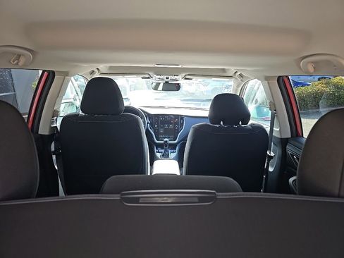 Used 2025 Subaru Outback Premium image 22