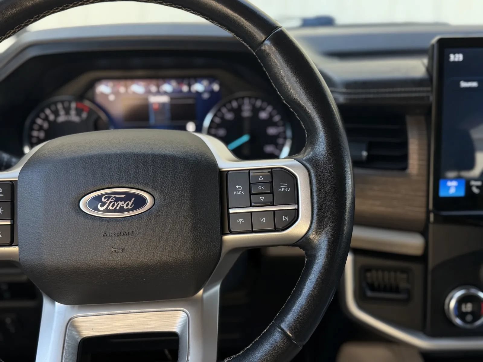 Used 2023 Ford Expedition Max Limited AWD/4WD image 27