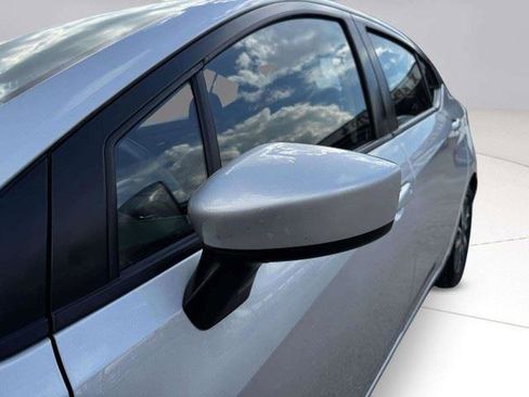 Used 2023 Nissan Versa SV FWD image 14