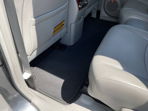 Used 2013 Toyota Highlander Limited AWD/4WD image 33