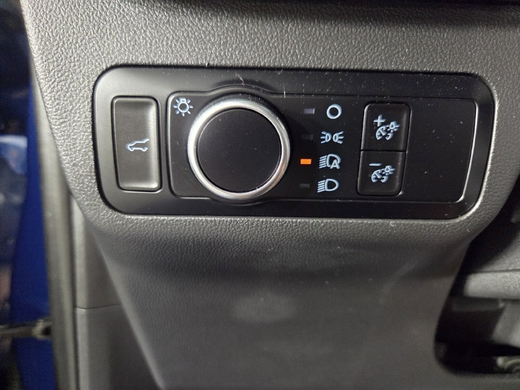 Used 2023 Ford Escape ST-Line w/ Tech Pack #1 FWD image 19