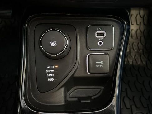 Used 2019 Jeep Compass Limited AWD/4WD image 8