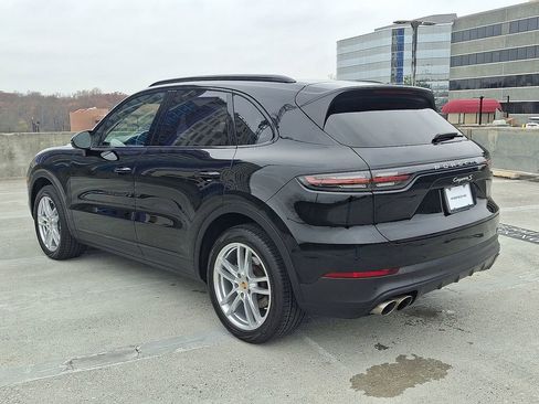 Used 2023 Porsche Cayenne S image 10