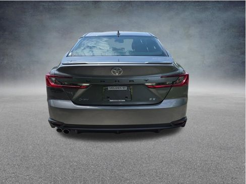 Used 2025 Toyota Camry SE w/ Convenience Package FWD image 4
