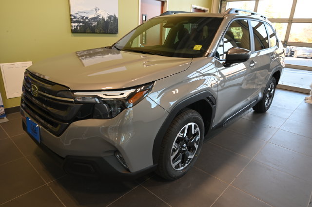 New 2026 Subaru Forester Premium AWD/4WD image 17