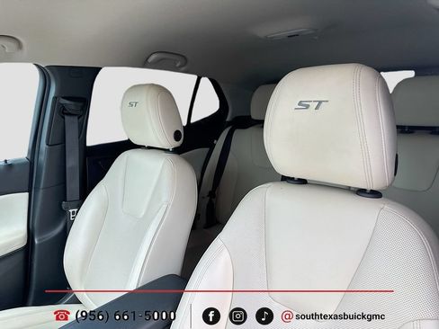 Used 2025 Buick Encore GX Sport Touring FWD image 13