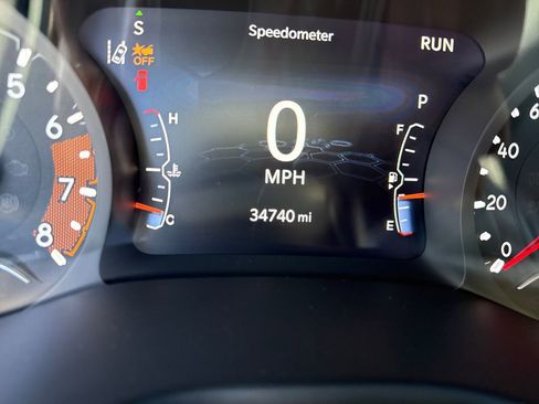 Used 2023 Jeep Compass Latitude image 19