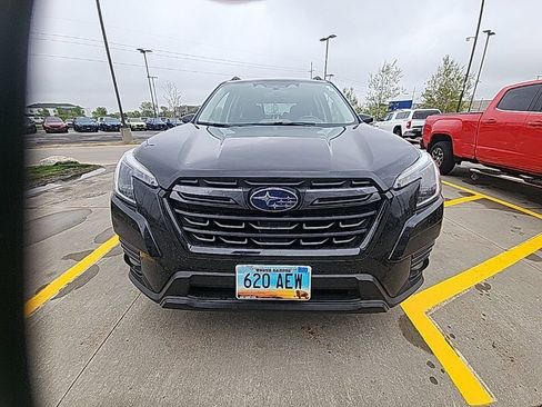 Used 2023 Subaru Forester Limited AWD/4WD image 19
