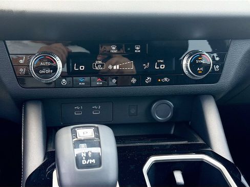New 2026 Mitsubishi Outlander SEL Black Edition FWD image 16