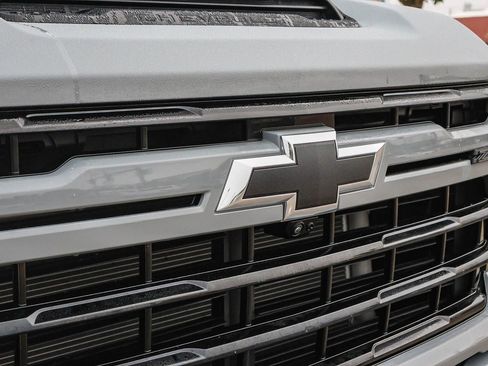 Used 2024 Chevrolet Silverado 2500 LTZ w/ LTZ Plus Package image 17