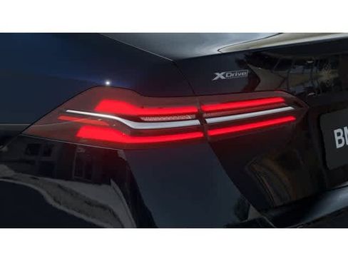 New 2026 BMW 540i xDrive w/ M Sport Package AWD/4WD image 8