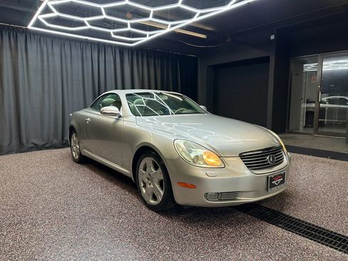 Used 2002 Lexus SC 430 Convertible RWD image 9
