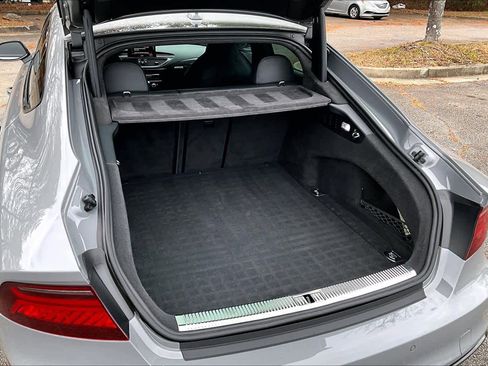 Used 2018 Audi RS 7 Performance w/ Driver Assistance Package image 32