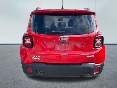 Used 2017 Jeep Renegade Latitude w/ Cold Weather Group AWD/4WD image 3