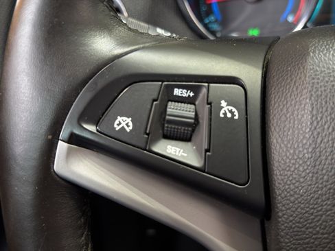 Used 2015 Chevrolet Cruze LTZ w/ Sun, Sound and Sport Package FWD image 19