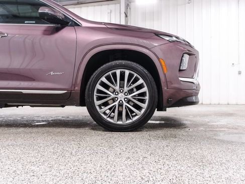 Used 2026 Buick Enclave Avenir w/ LPO, Floor Liner Package AWD/4WD image 7