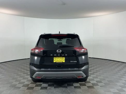 Used 2022 Nissan Rogue SV w/ SV Premium Package image 6