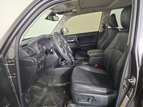 Used 2021 Toyota 4Runner TRD Off-Road Premium w/ Moonroof Package AWD/4WD image 12