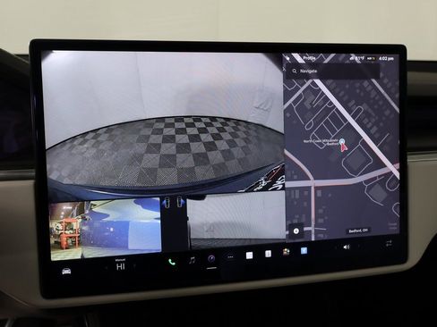 Used 2023 Tesla Model S Plaid image 40