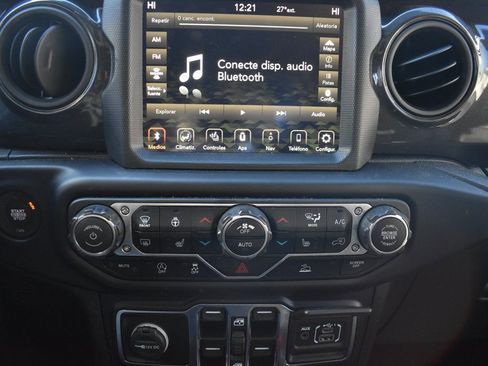 Used 2022 Jeep Gladiator Sport image 18