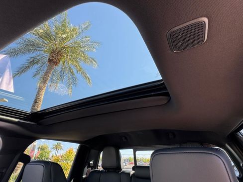 New 2025 Toyota Tacoma TRD Off-Road image 27