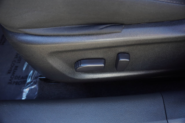 Used 2025 Nissan Altima 2.5 SV FWD image 21