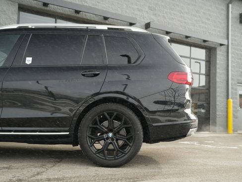 Used 2020 BMW X7 xDrive40i w/ Luxury Seating Package image 18