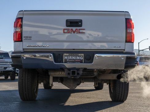 Used 2018 GMC Sierra 2500 SLE image 29