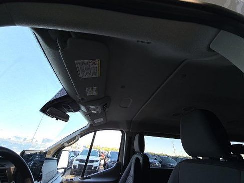 Used 2022 Ford Transit 350 XLT RWD image 10