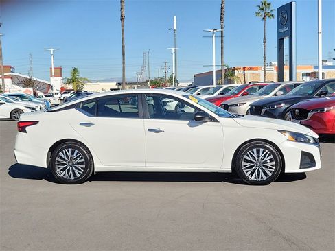 Used 2024 Nissan Altima 2.5 SV image 27