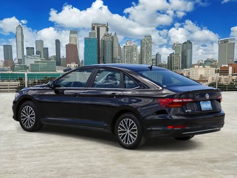 Used 2019 Volkswagen Jetta SE w/ Cold Weather Package FWD image 6