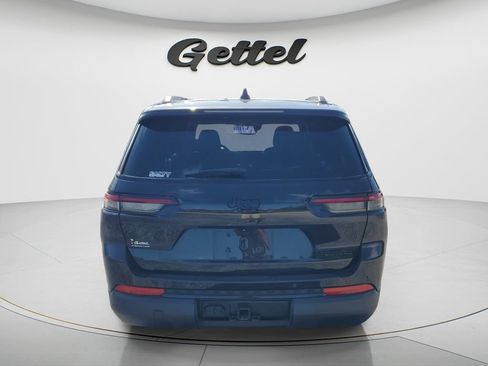 Used 2024 Jeep Grand Cherokee L Limited w/ Black Appearance Package RWD image 6