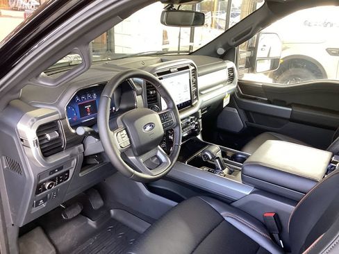 Used 2025 Ford F150 Lariat w/ Equipment Group 501A Mid AWD/4WD image 32