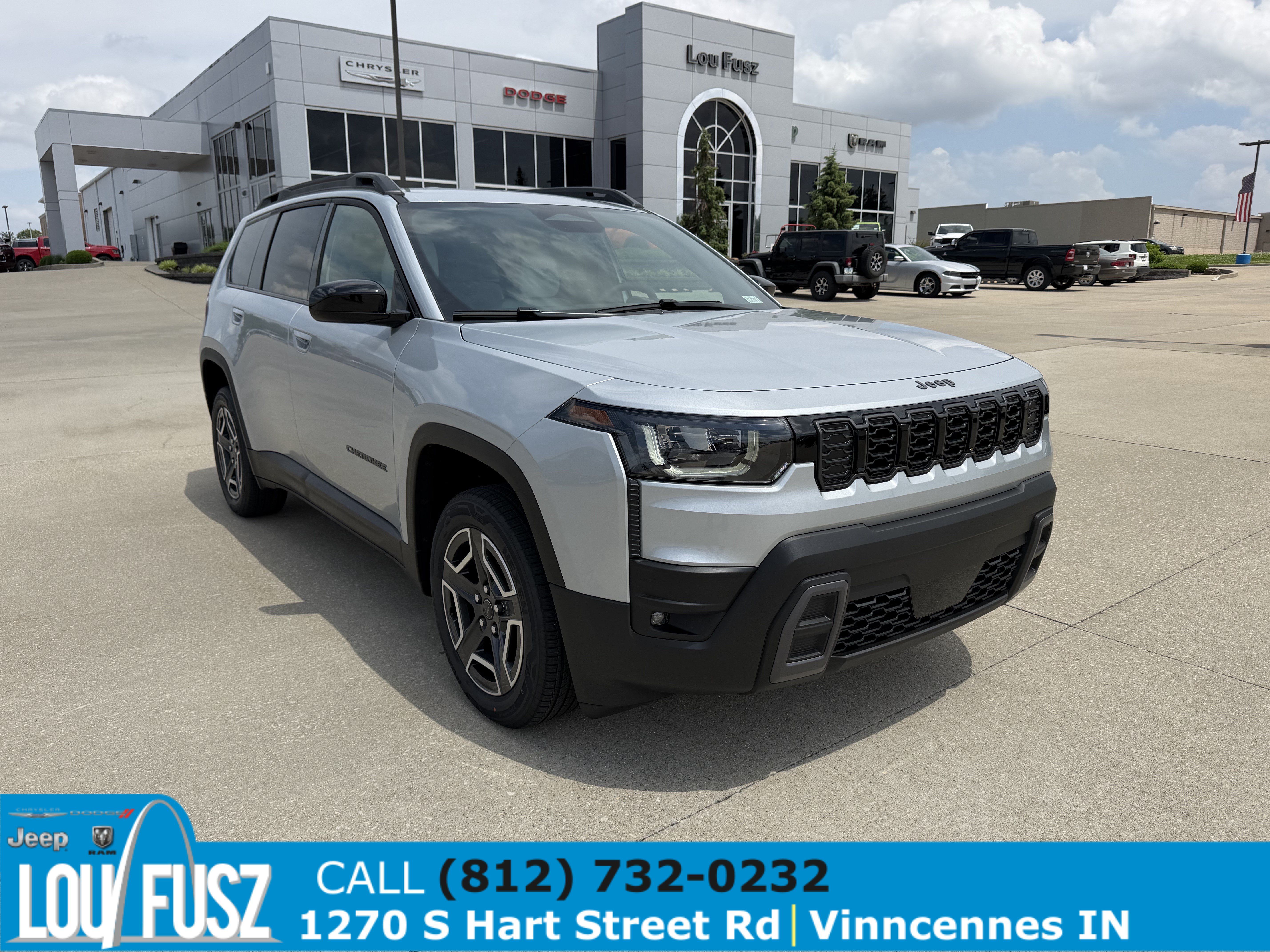 New 2026 Jeep Cherokee Laredo AWD/4WD image 1