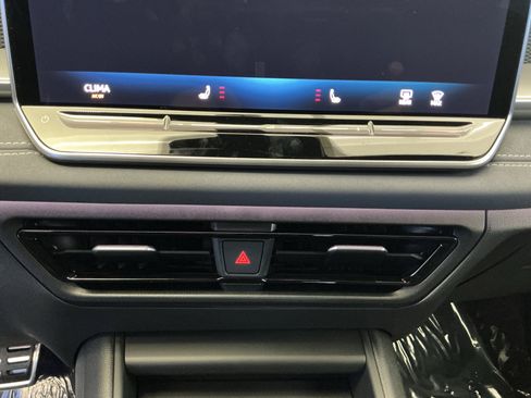 New 2026 Volkswagen Tiguan SE R-Line image 20