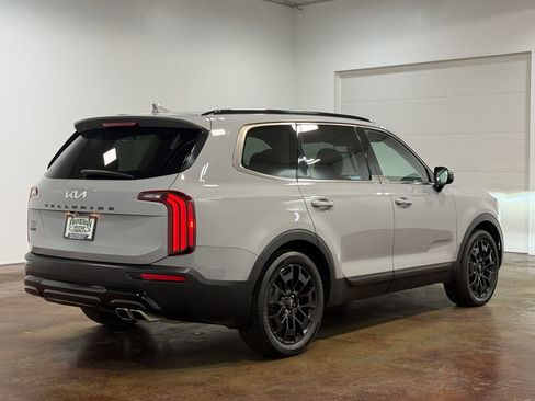Used 2022 Kia Telluride SX image 4