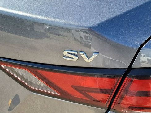 Used 2024 Nissan Sentra SV FWD image 6