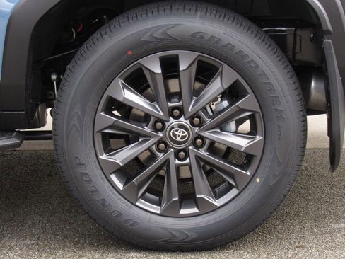 New 2026 Toyota Land Cruiser image 41