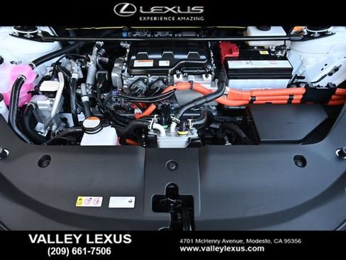 Certified 2025 Lexus RZ 300e w/ Accessory Package (Z1) FWD image 23