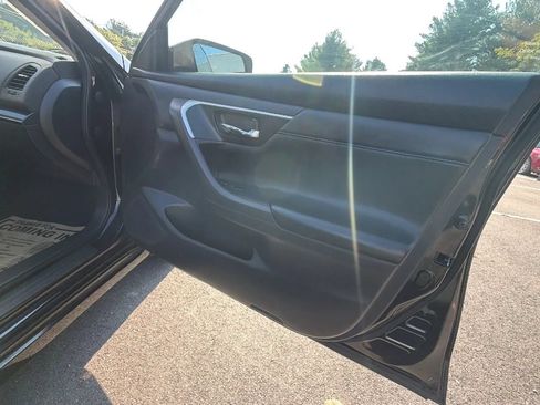 Used 2018 Nissan Altima 2.5 SR FWD image 45