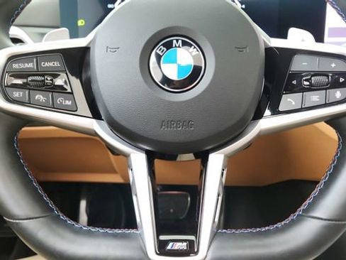 Used 2025 BMW M440i Coupe image 38