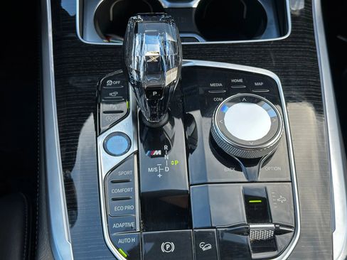 Used 2020 BMW X7 M50i w/ Executive Package image 48