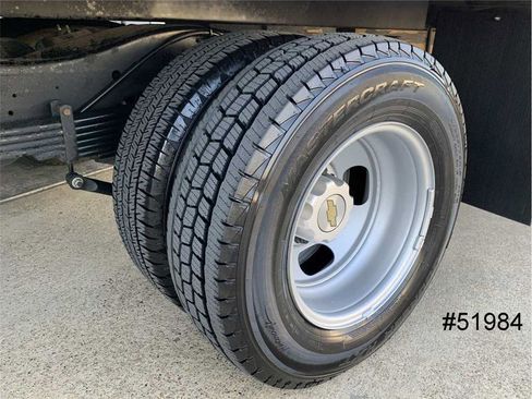 Used 2023 Chevrolet Express 4500 Extended w/ Power Convenience Package image 20