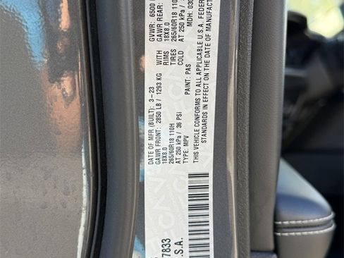 Used 2023 Jeep Grand Cherokee L Laredo image 29