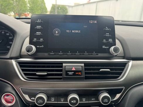 Used 2018 Honda Accord LX image 27