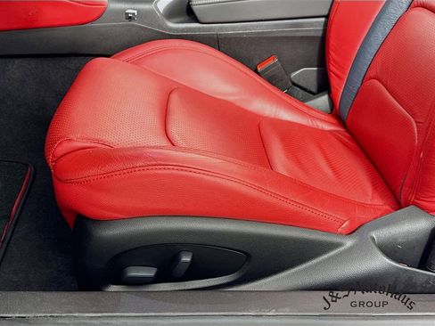 Used 2021 Chevrolet Camaro LT w/ RS Package image 25