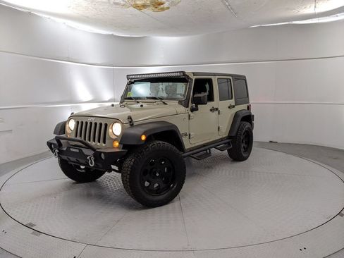 Used 2018 Jeep Wrangler Unlimited Sport S AWD/4WD image 6