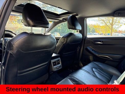 Used 2019 Toyota Avalon XLE image 19