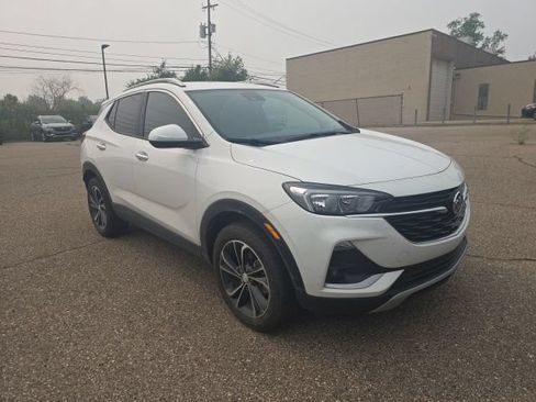 Certified 2023 Buick Encore GX Select w/ Safety Package II AWD/4WD image 3