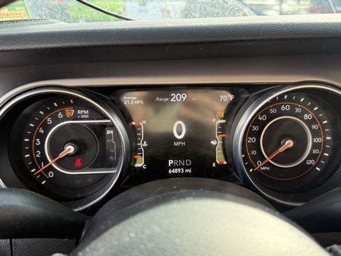 Used 2020 Jeep Wrangler Sport S image 16